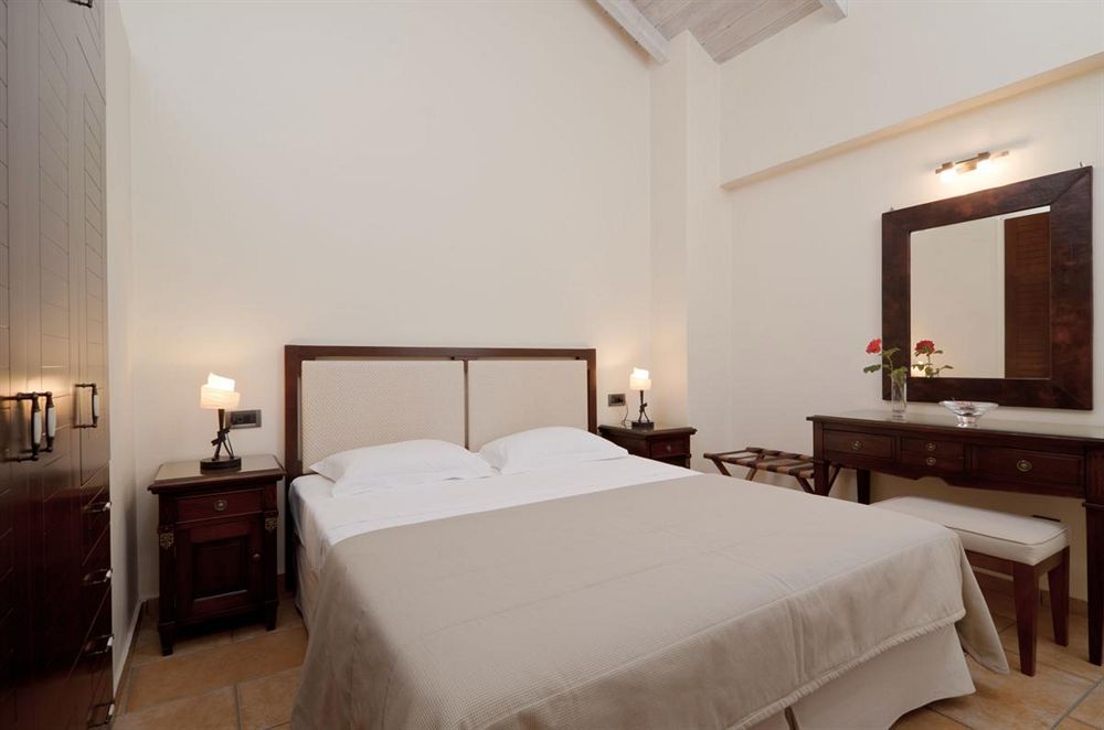 Harmony Hotel Apartments Selianítika Eksteriør bilde